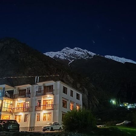 Anand Yul Jispa Hotel Buitenkant foto